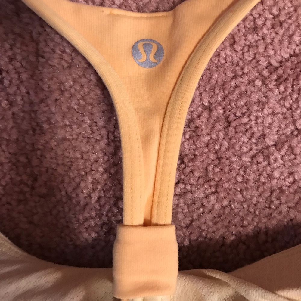 Lululemon Tank -8 - Picture 3 of 6